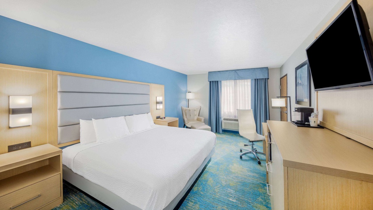 Photo of Bedroom in Springville