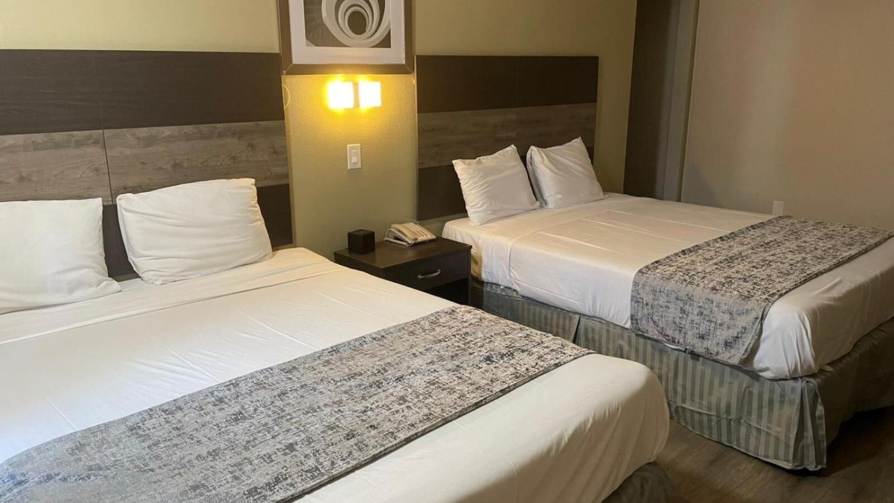Photo of Bedroom in Northwest Anaheim