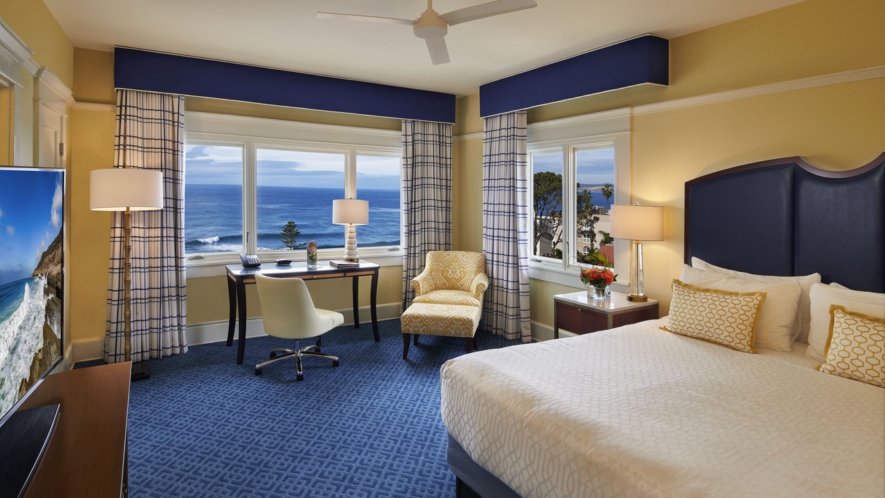 Photo of Bedroom in Village of La Jolla