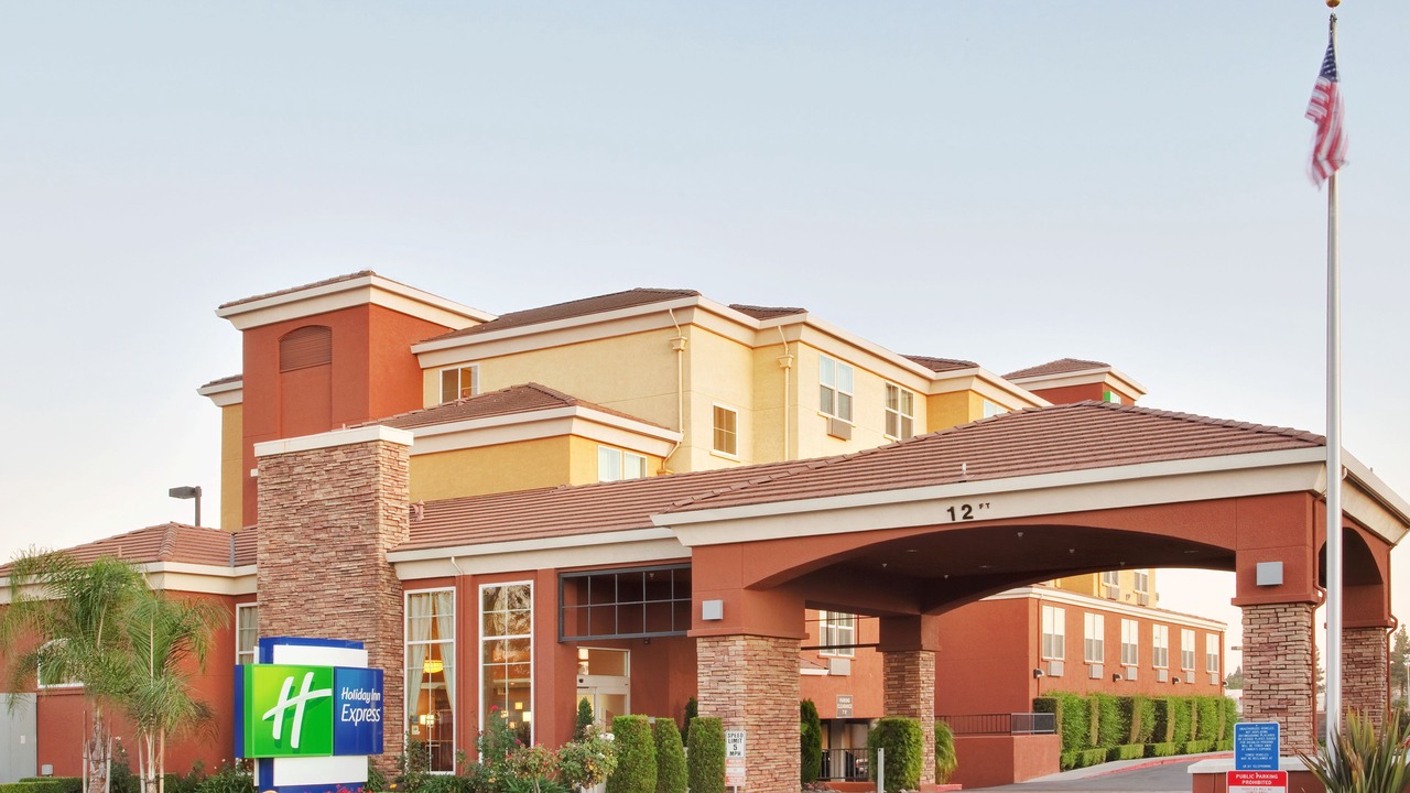 Photo of Buildings in West Sacramento