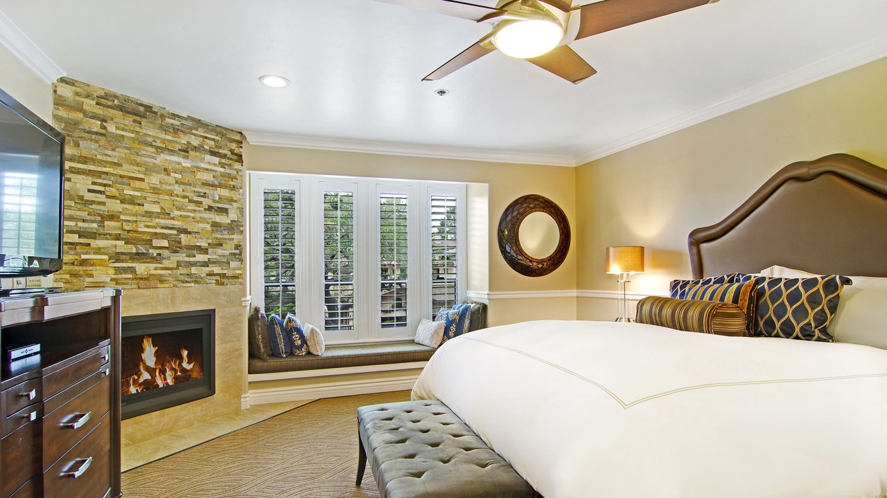 Photo of Bedroom in Golden Rectangle