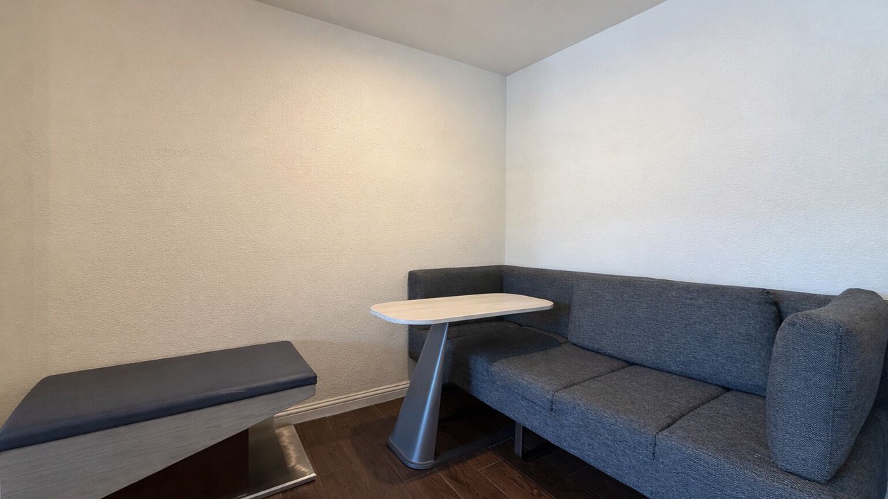 Photo of Bedroom in Munras Avenue