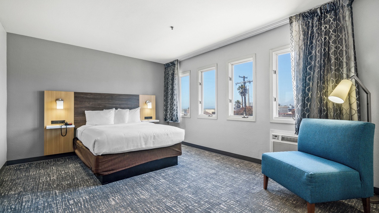 Photo of Bedroom in Morro Bay