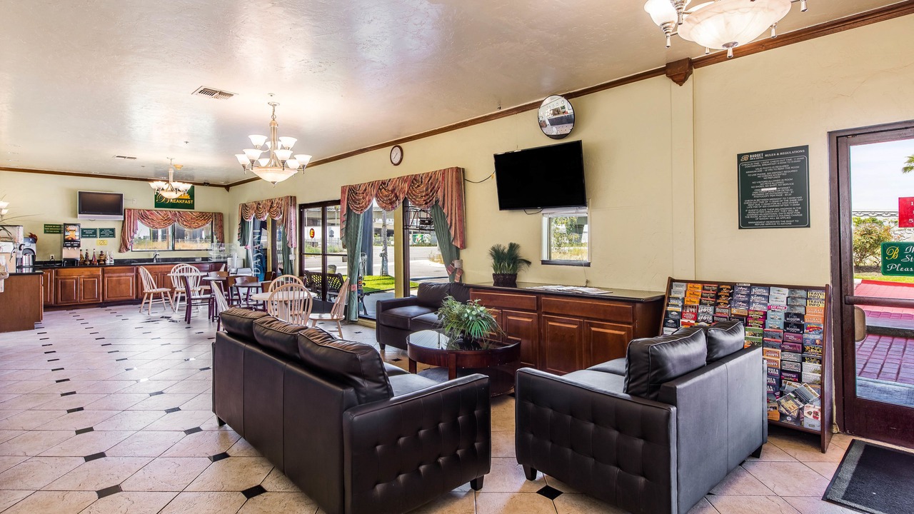 Photo of Livingroom in Santa Fe Springs
