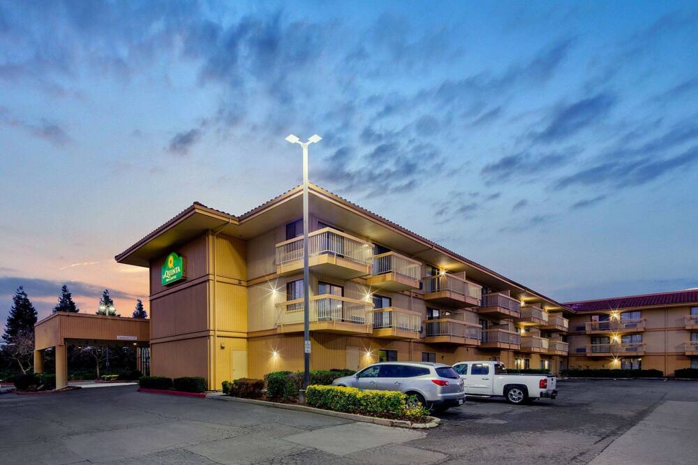 Photo of Outdoor in Hayward