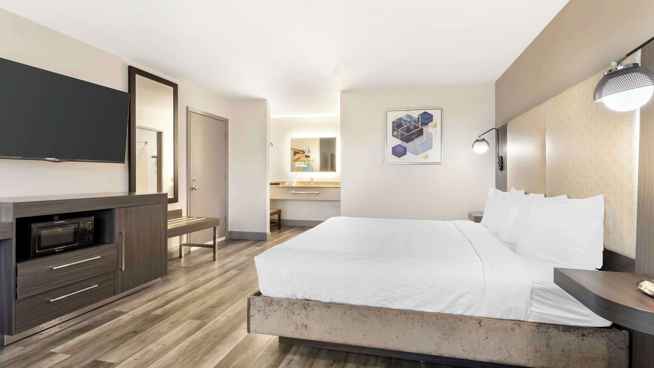Photo of Bedroom in Marina
