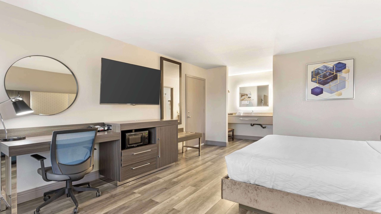 Photo of Bedroom in Marina