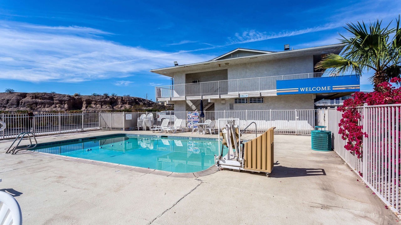 Photo of Outdoor in Needles