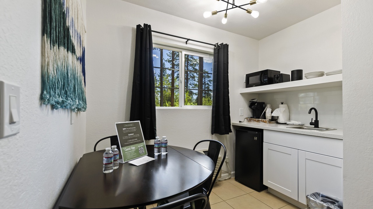 Photo of Bedroom in Lakeside Park