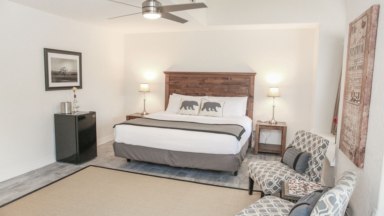 Photo of Bedroom in Templeton