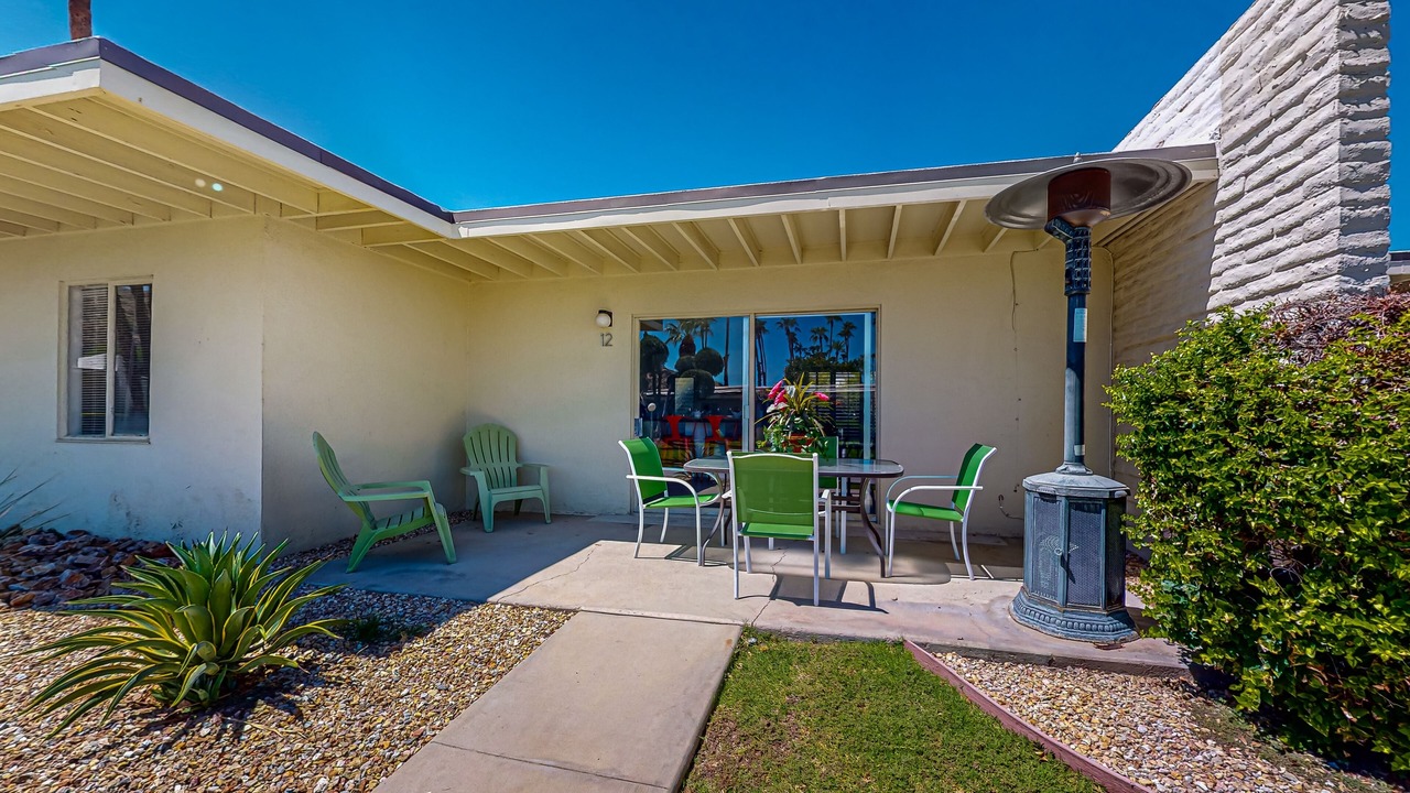 Photo of Patio Balcony in Araby Commons