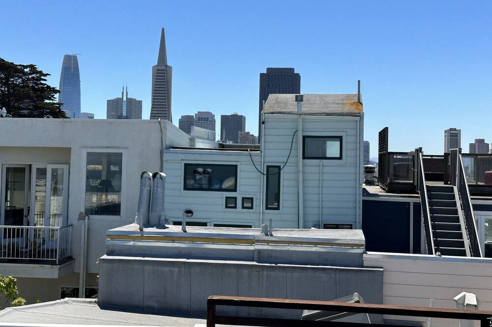 Photo of Outdoor in North Beach