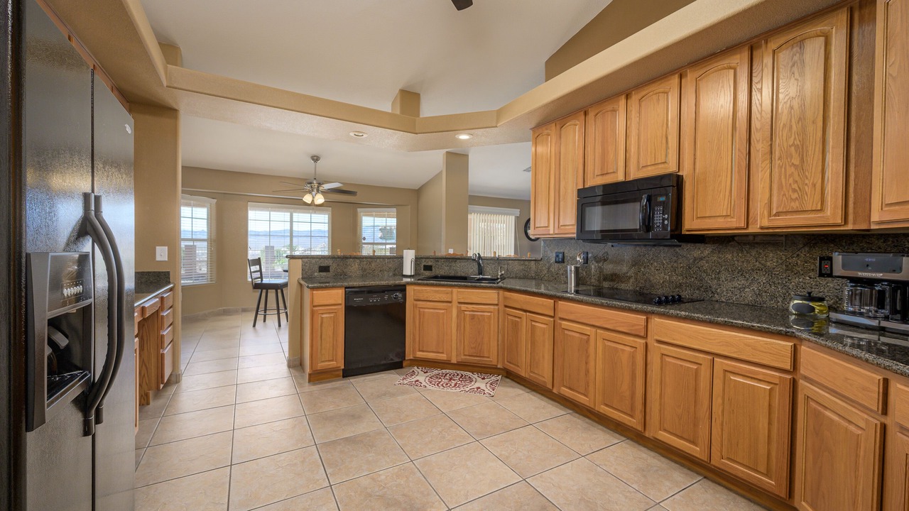 Photo of Kitchen in Sunridge Estates