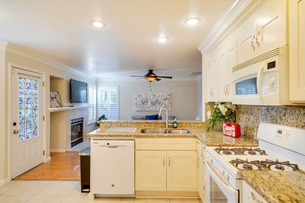 Photo of Kitchen in Tracy