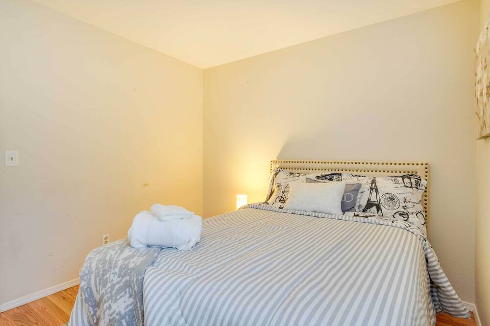 Photo of Bedroom in Tracy