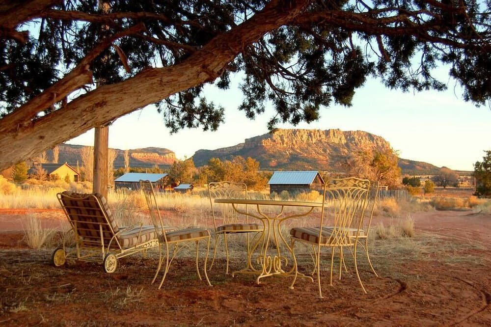 Photo of Outdoor in Cane Beds