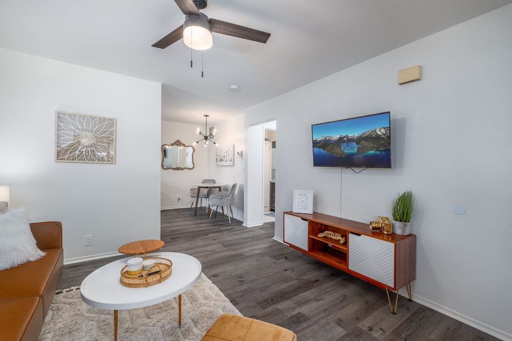 Photo of Livingroom in Northeast Reno