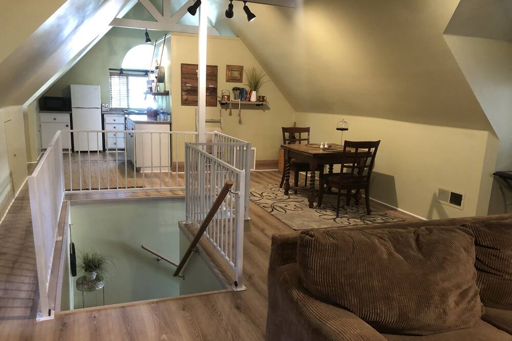 Photo of Livingroom in Bonita