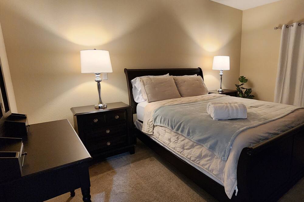 Photo of Bedroom in Corning