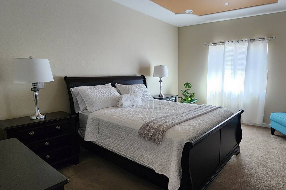 Photo of Bedroom in Corning