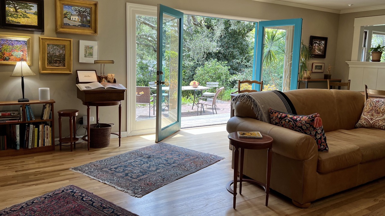 Photo of Livingroom in Northeast Carmel