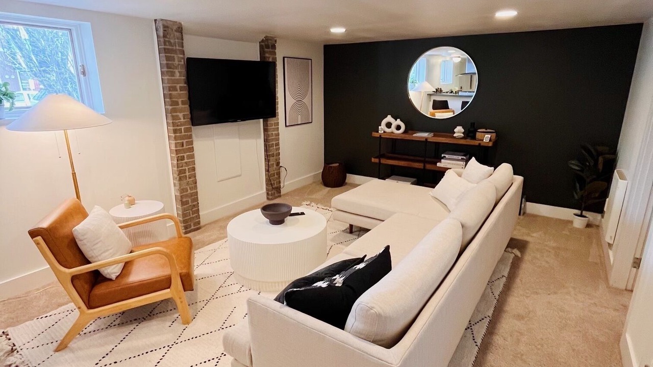 Photo of Livingroom in Ladd's Addition