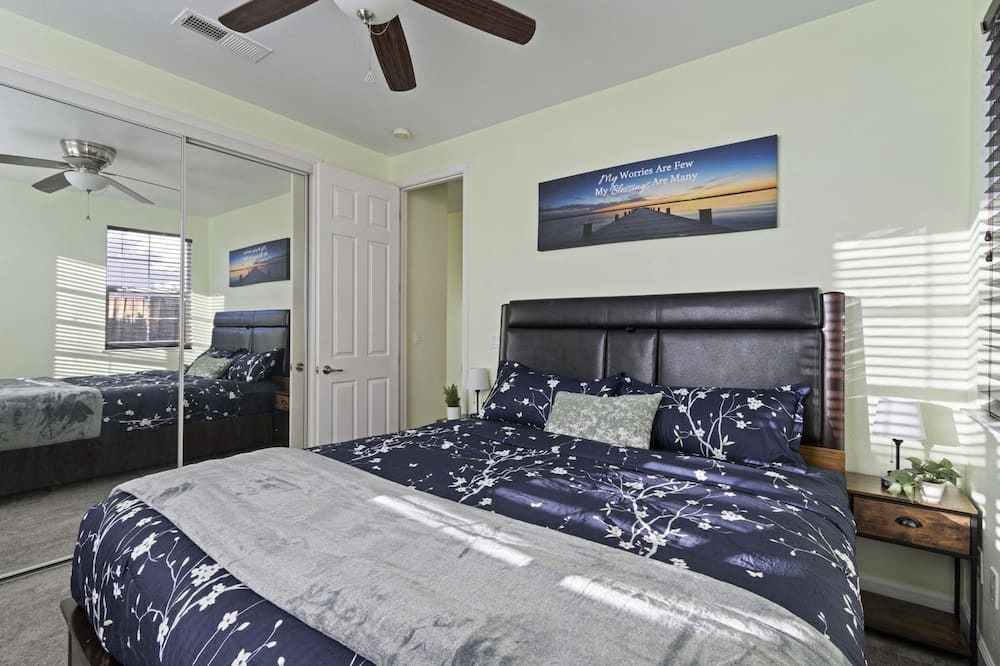 Photo of Bedroom in Antioch