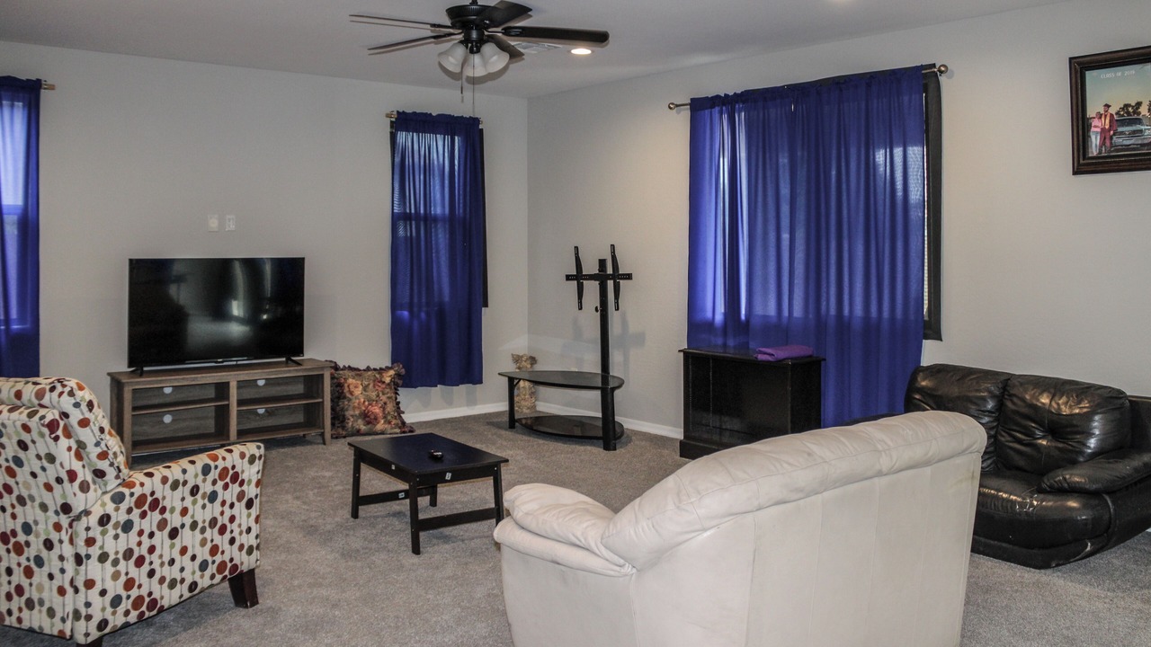 Photo of Livingroom in Maryvale