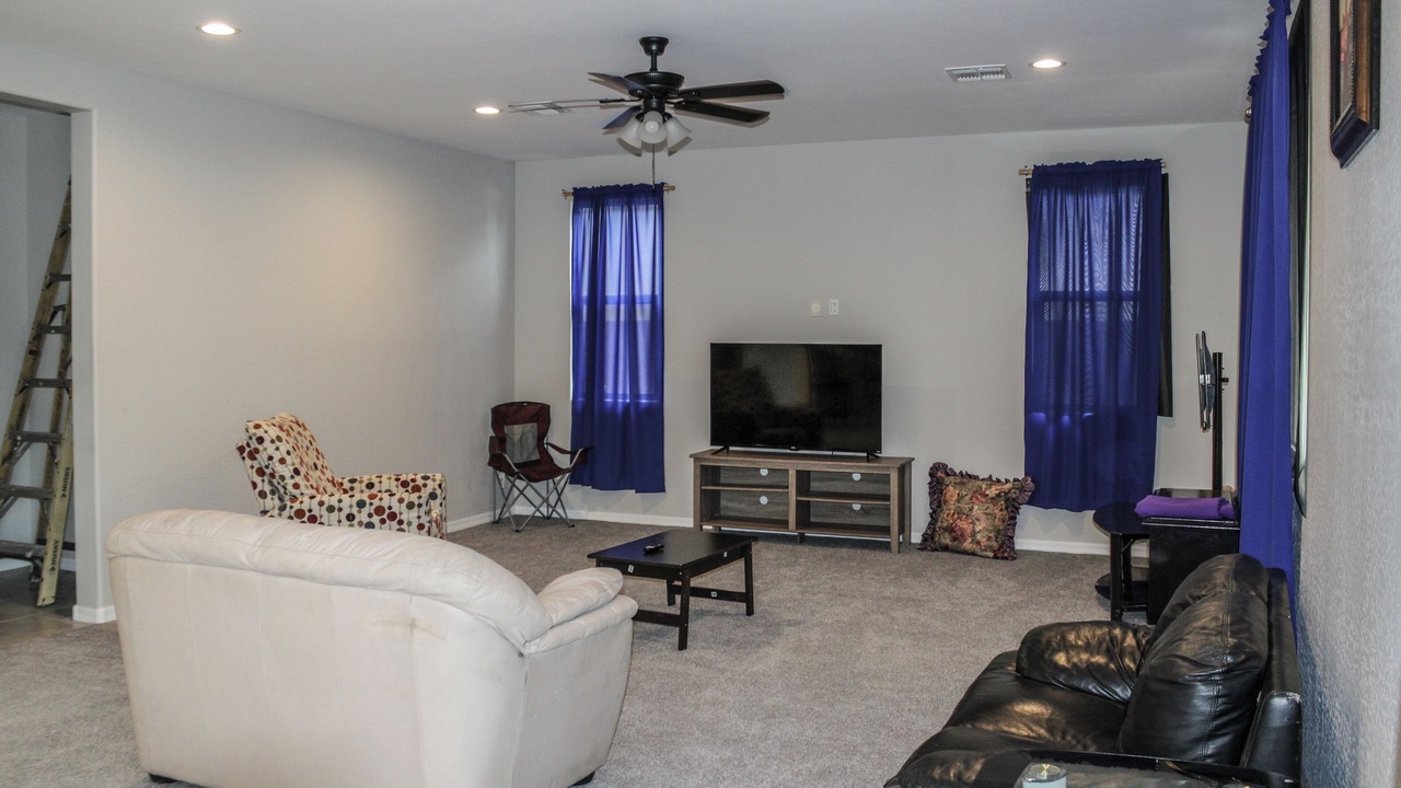 Photo of Livingroom in Maryvale