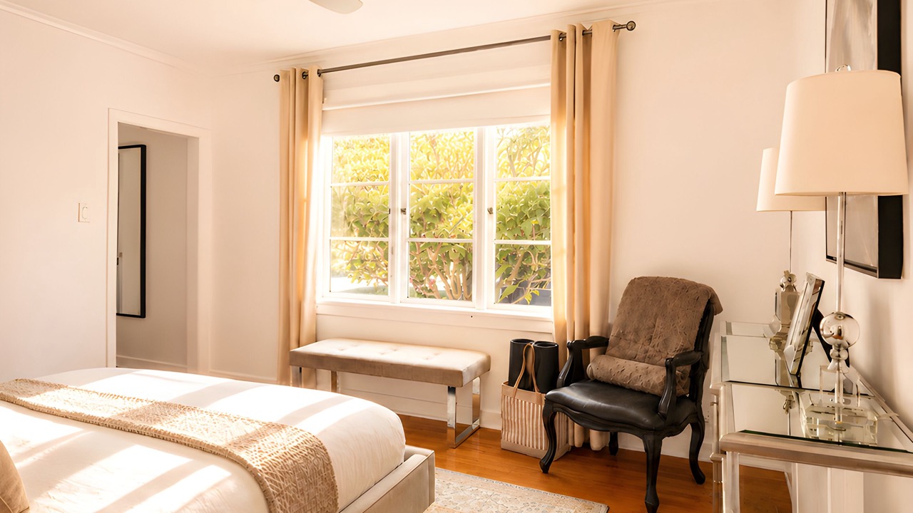 Photo of Bedroom in Historic Tennis Club