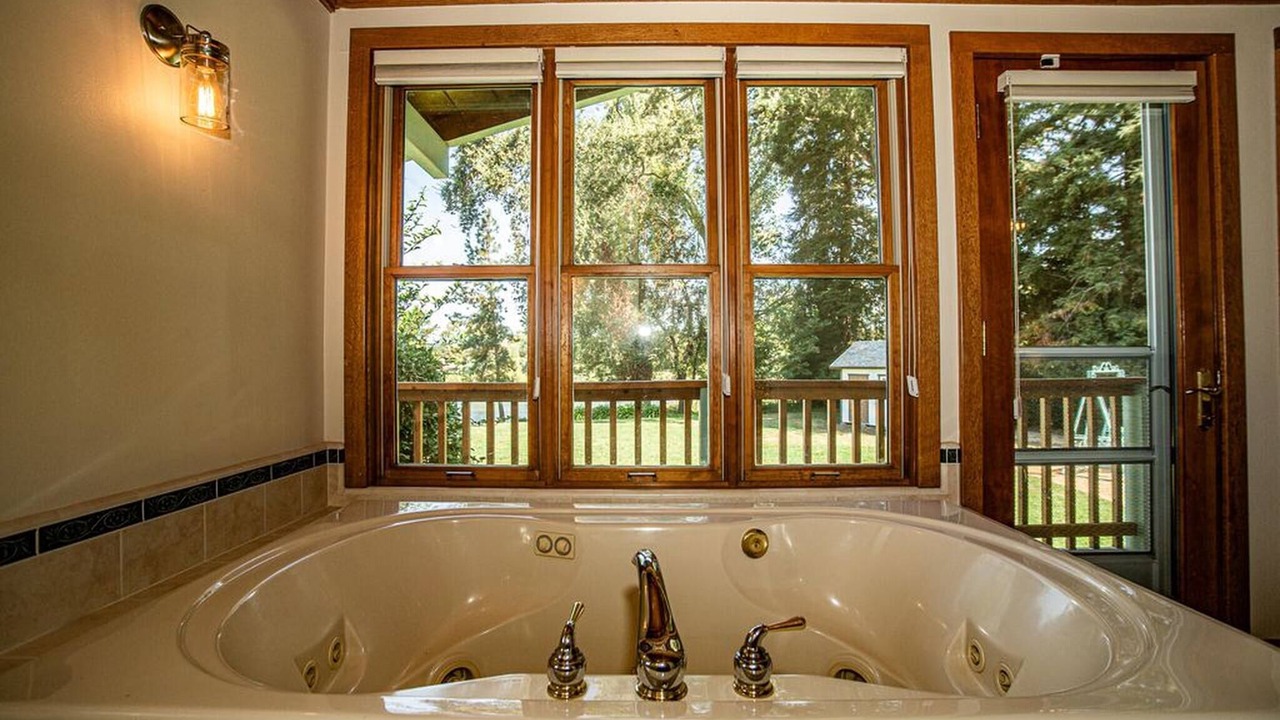Photo of Patio Balcony in Cascade