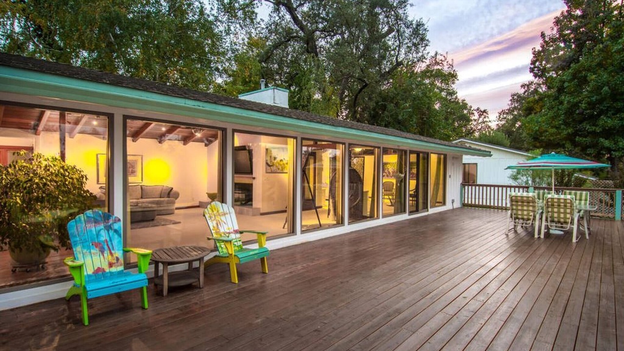Photo of Patio Balcony in Cascade