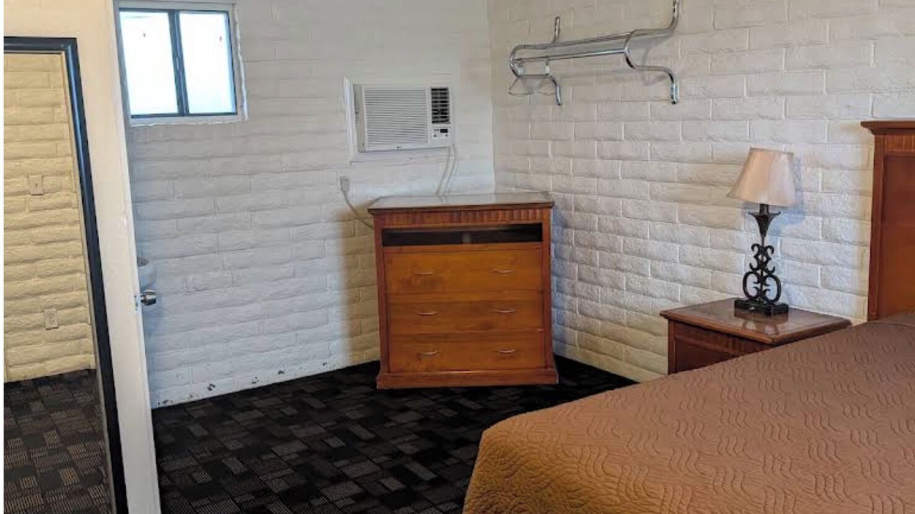Photo of Bedroom in Cordes Lakes