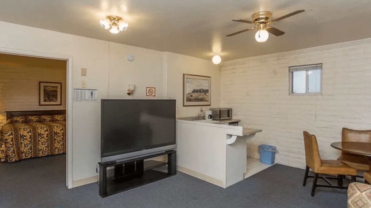 Photo of Bedroom in Cordes Lakes