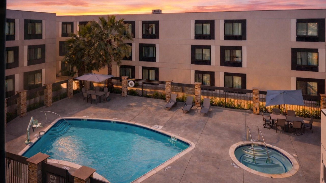 Photo of Outdoor in Midway District