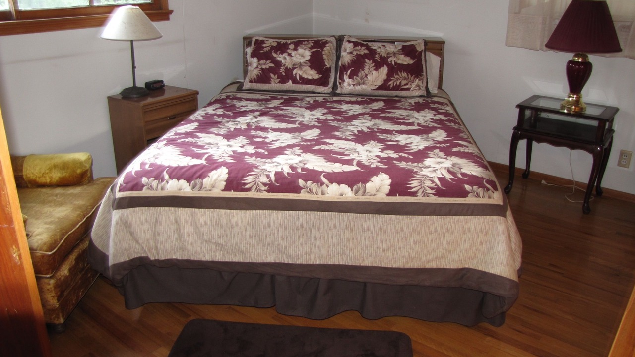 Photo of Bedroom in Kernville