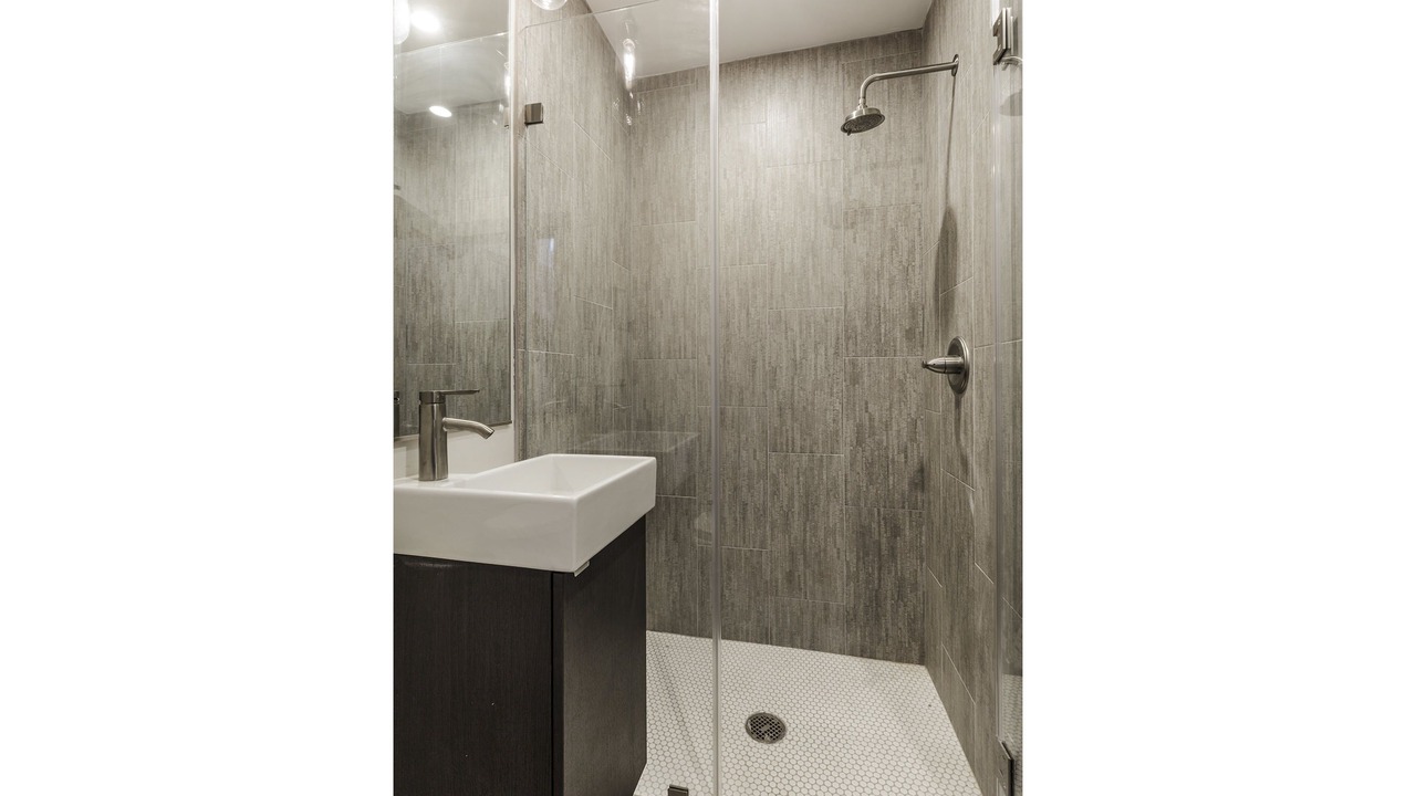 Photo of Bathroom in Nob Hill