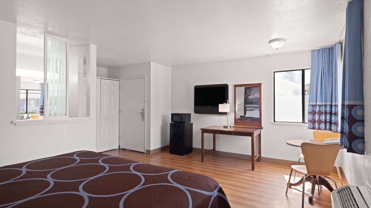 Photo of Bedroom in Dunnigan