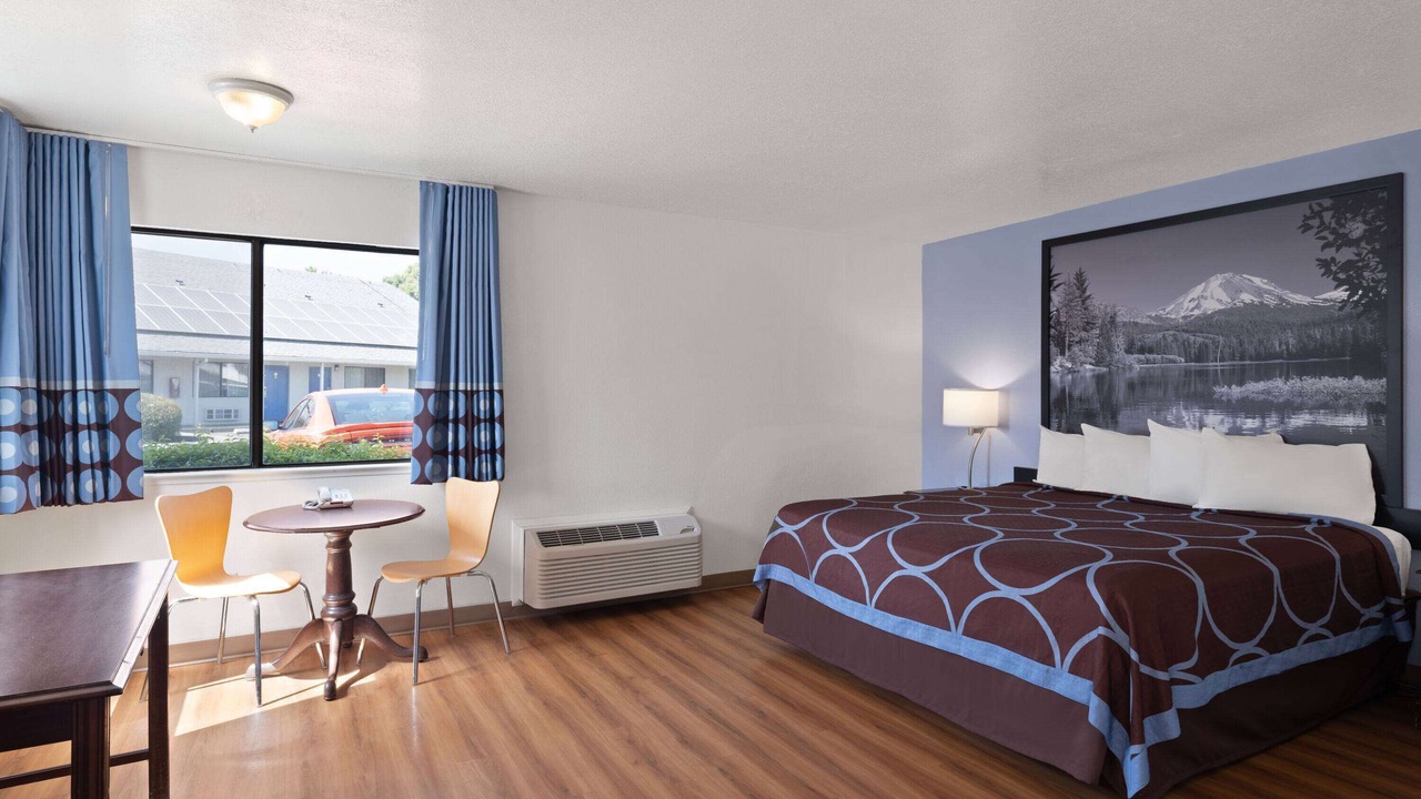 Photo of Bedroom in Dunnigan