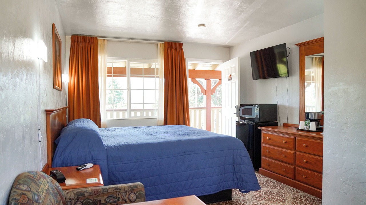 Photo of Bedroom in Mount Shasta