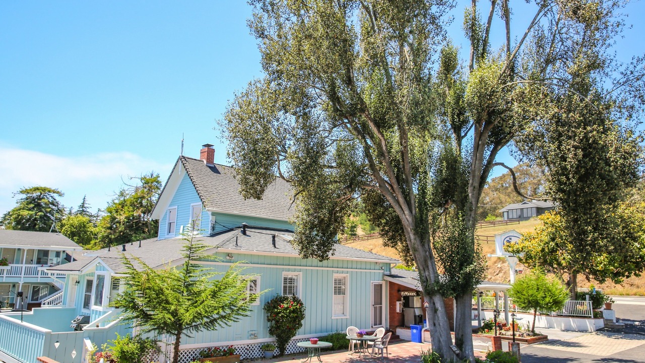 Photo of Buildings in Cambria