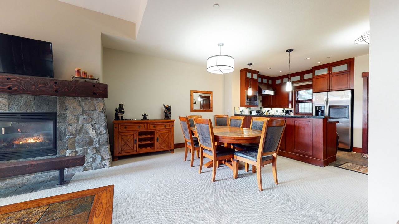 Photo of Kitchen in Mammoth Lakes