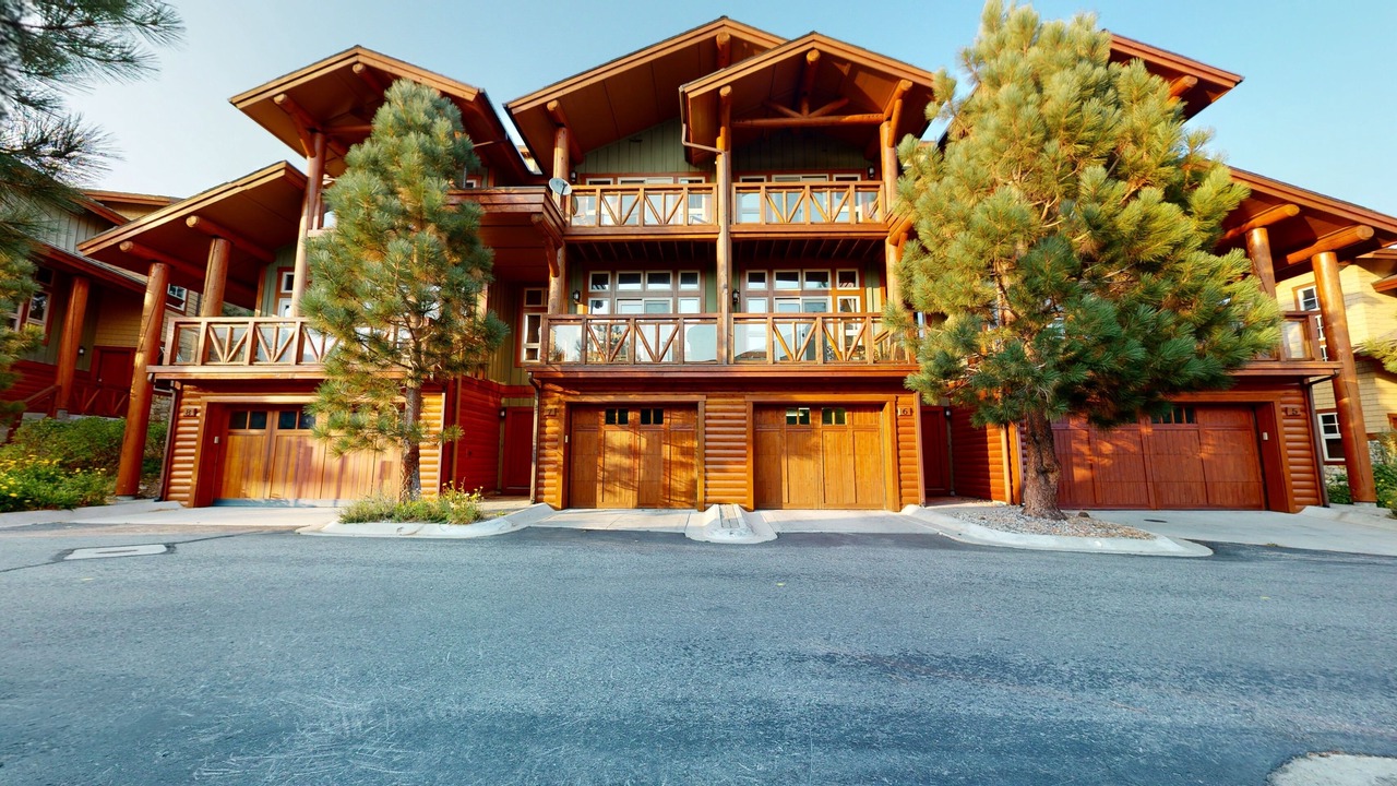 Photo of Outdoor in Mammoth Lakes
