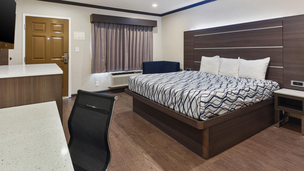 Photo of Bedroom in Monrovia