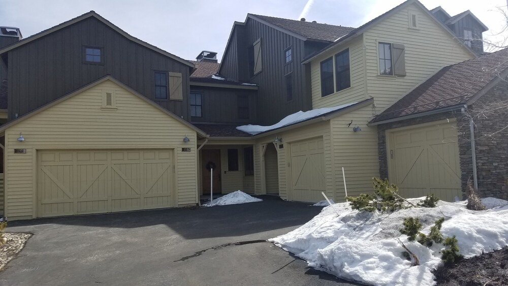 Photo of Outdoor in Mammoth Lakes