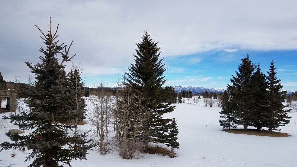 Photo of Outdoor in Mammoth Lakes