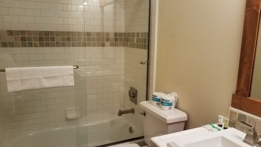 Photo of Bathroom in Mammoth Lakes