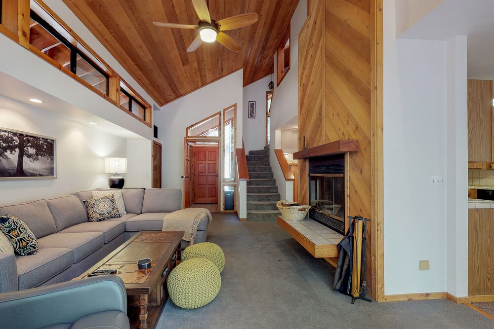 Photo of Livingroom in Idyllwild