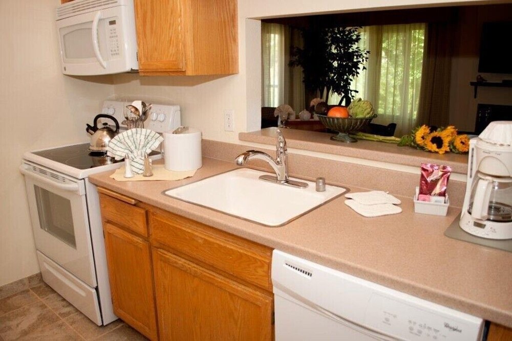 Photo of Kitchen in San Diego Country Estates