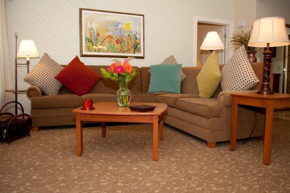 Photo of Livingroom in San Diego Country Estates